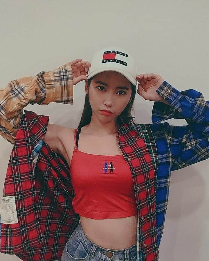 DIAさんのインスタグラム写真 - (DIAInstagram)「⠀⠀⠀ [#희현] ⠀⠀⠀ 많이 서툴지만 열심히 만든 키링🌼 에이드 여러분이 받으시고 조금이라도 기분 좋았으면 좋겠어요🙏🏻 사연 보내주신 모든 분들 너무 감사드리고 항상 고민없이 행복만 했으면 좋겠습니다💕 사랑해요 에이드🌹 ⠀⠀⠀ #다이아 #DIA #HUIHYEON #우당탕탕고민상담소」6月13日 17時02分 - mbk.dia