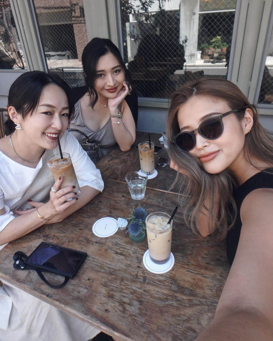 佐野真依子さんのインスタグラム写真 - (佐野真依子Instagram)「姉さん2人とランチTIME🌿 @yumiko_idogawa  @marie.24.july  まりえちゃん🤰 @trunc88_official  ワンピ着てくれてうれしー🙈」6月13日 17時08分 - sanomaisanomai