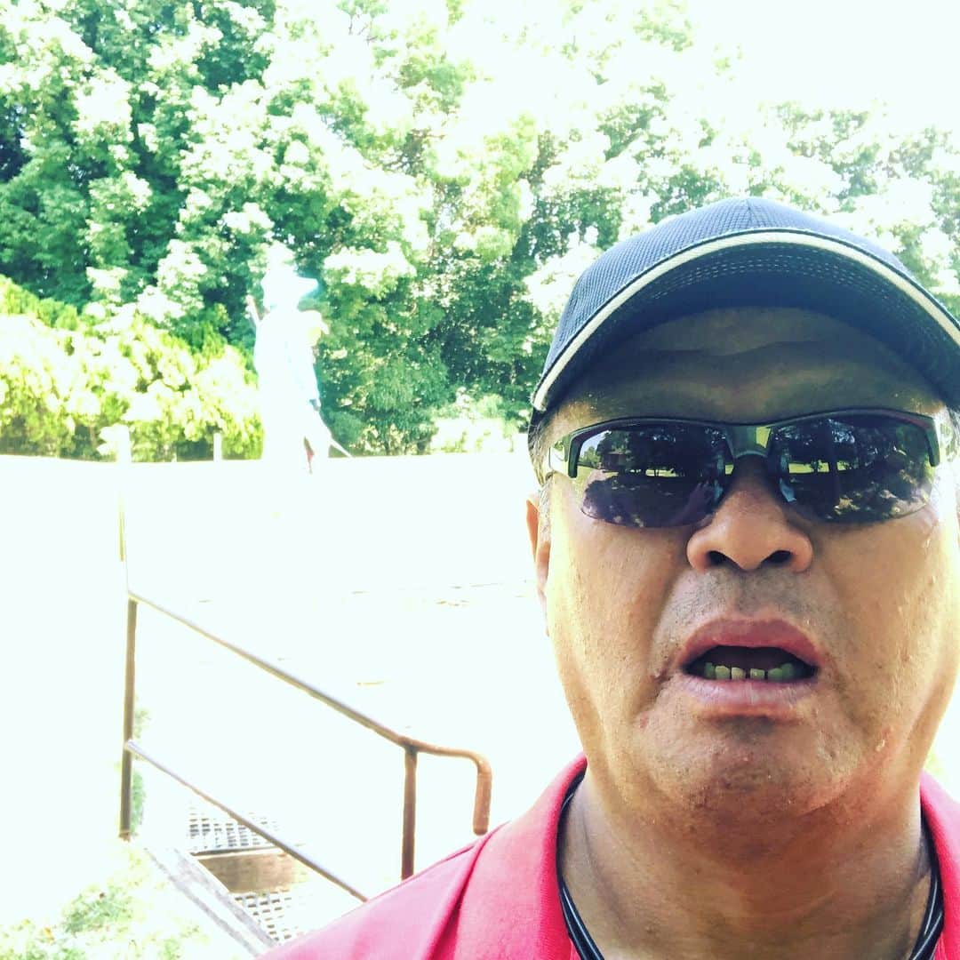 のインスタグラム：「#奈良国際ゴルフ倶楽部 #真夏日#何とか11フィートのグリーン#85#練習不足」