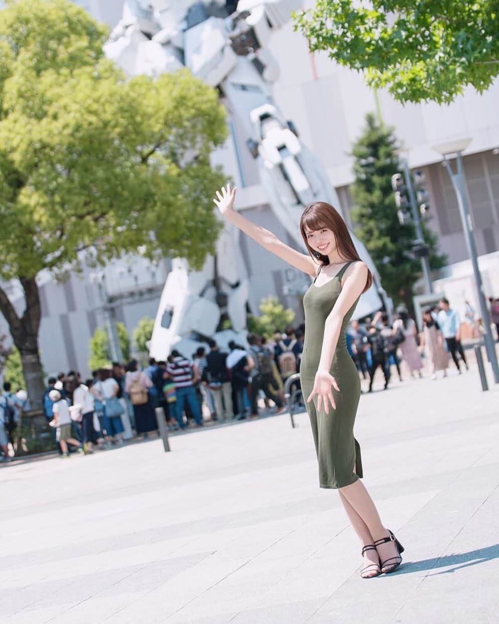 北川瑛里奈さんのインスタグラム写真 北川瑛里奈instagram カーキのタイトなワンピース ファッション タイト カーキ タイトワンピース ポーズ 不明 まぶしい ガンダム 強調 美脚 トレーニング Instafashion Instalike Summer Summerfashion 6