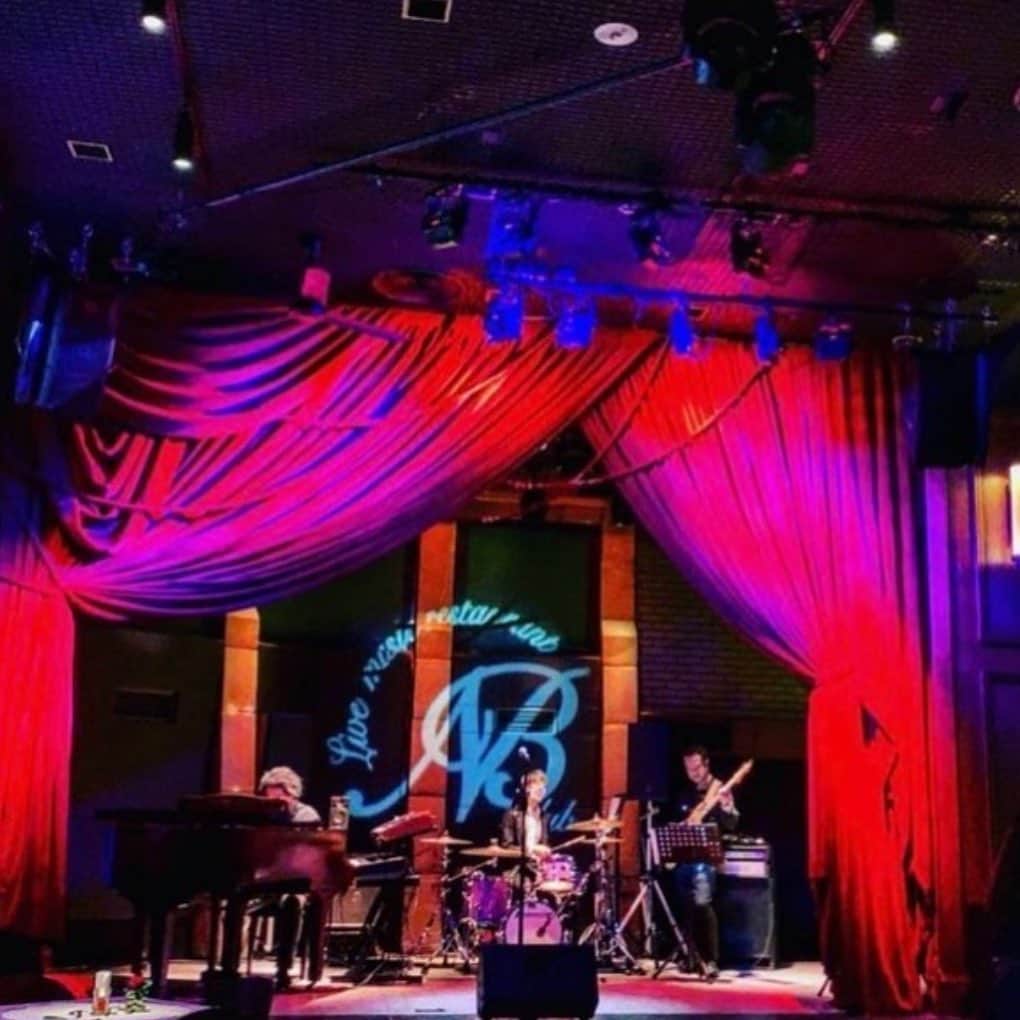 NB CLUBのグルメインスタ