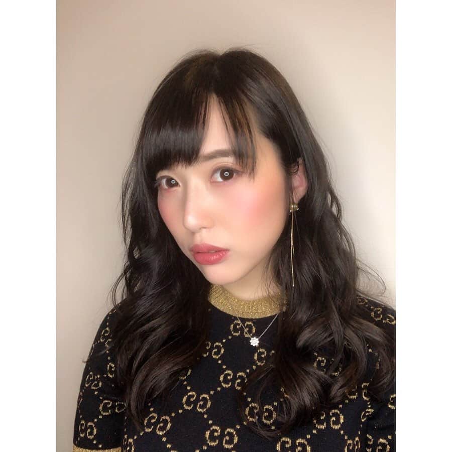 岡英里さんのインスタグラム写真 - (岡英里Instagram)「髪のメンテナンスしてきたよん🥰 . . 今使ってる #bioprogramming #3dplus シリーズのシャンプーコンディショナーがいい感じだったので同じシリーズのミストも購入👌 . . 南川さんありがとうございました🥰 . . #岡英里 #cupola表参道 #cupolaomotesando #cupola #表参道 #美容室 #サロン #天使の輪 #艶髪 #美髪 #柔らかい #暗めカラー #透明感 #透明感カラー #サラサラ #オリジナル #トリートメント #巻き髪 #アレンジ #beauty #hair #haircolor #hairstyle #japanese #hairmist」6月13日 19時26分 - okaeri0424