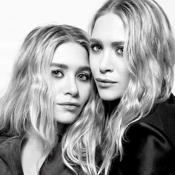 のインスタグラム：「To the power of two and sisterhood: HBD to Mary Kate and Ashley Olsen. xoxo, #wildfox. #inspo #hbd #marykateandashley #theolsens」