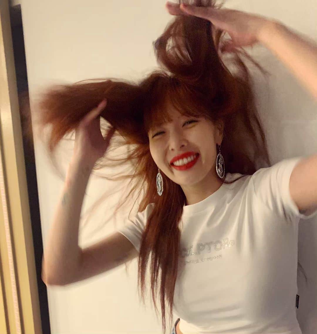 ヒョナ さんのインスタグラム写真 - (ヒョナ Instagram)「💜💜💜💜」6月13日 19時44分 - hyunah_aa