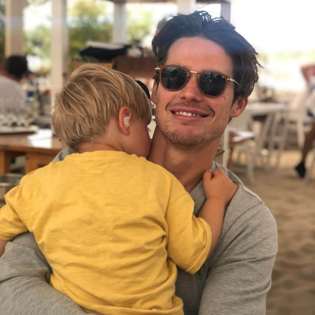マルヴィン・ヒッツのインスタグラム：「Siesta 🇪🇸」
