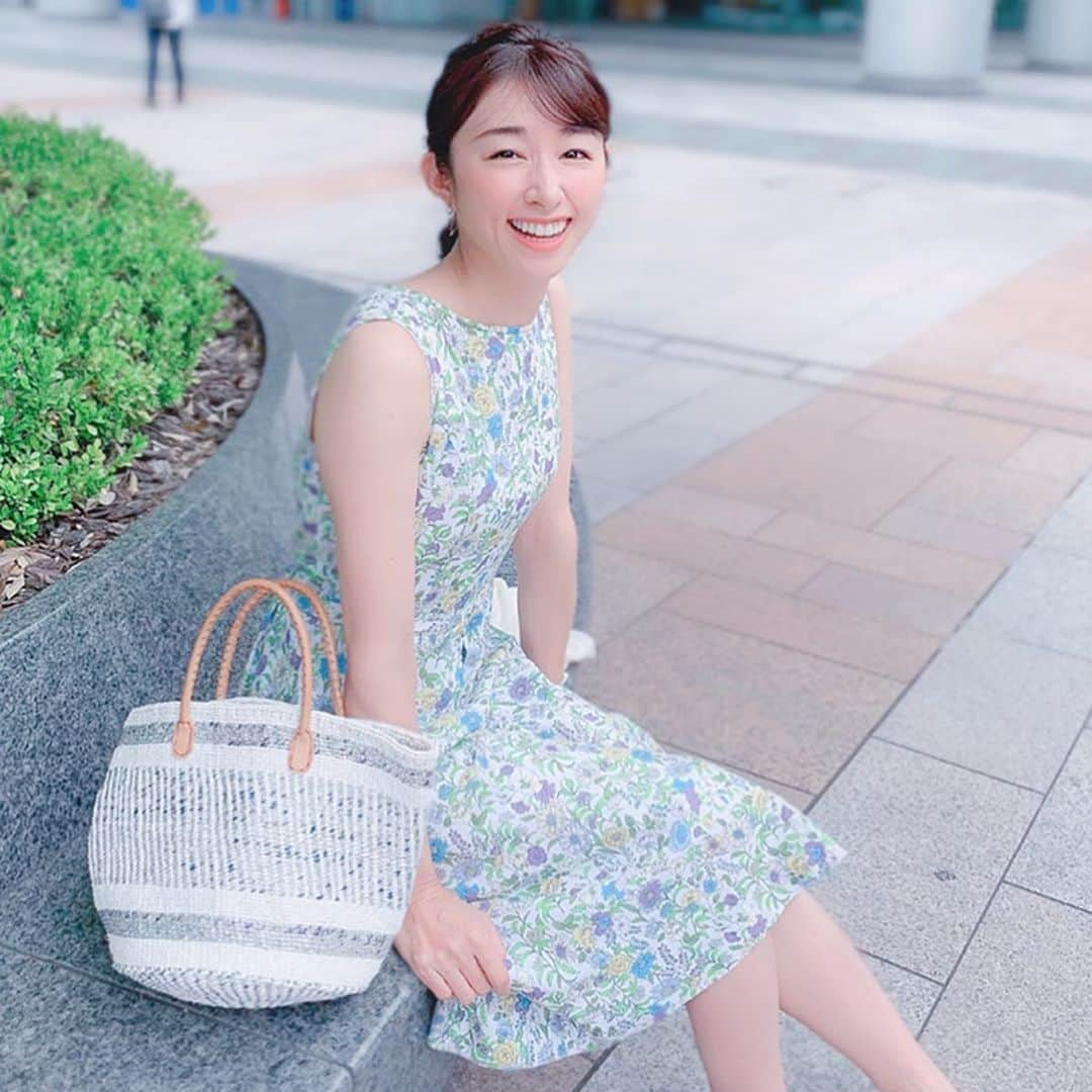 森木美和さんのインスタグラム写真 - (森木美和Instagram)「今日は久々いいお天気でしたね☺️☀️﻿ 嬉しい❤️﻿ ﻿ 紫陽花がキレイに咲いてました😊💕﻿ ﻿ 週末も晴れて欲しいなぁ、、😭😭☔️﻿ ﻿ ﻿ #お出かけ#ワンピース #紫陽花#梅雨﻿#ファッション#撮影﻿#ワンピースコーデ #fashion#model#photo﻿」6月13日 20時52分 - miwamoriki