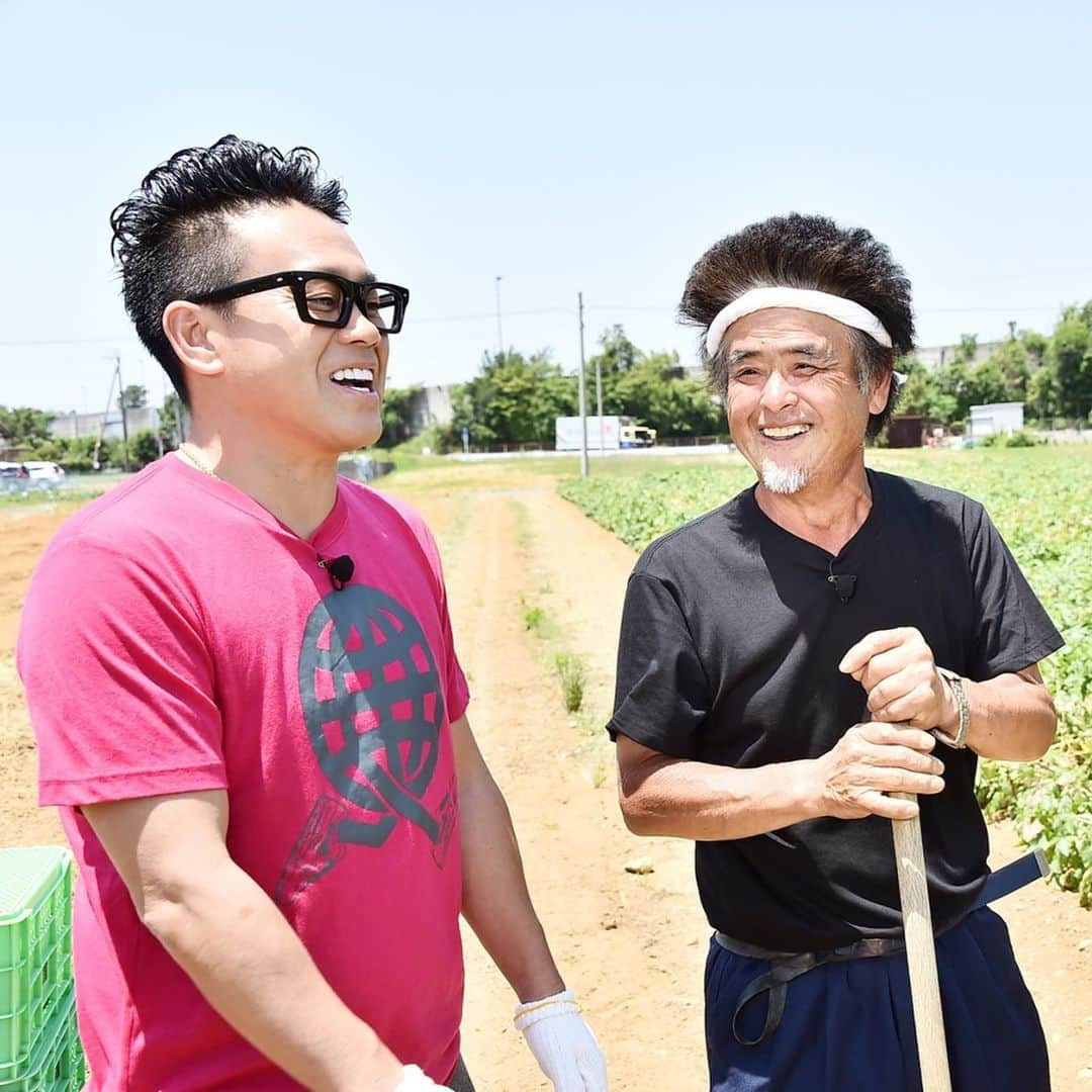 日本テレビ「満天☆青空レストラン」さんのインスタグラム写真 - (日本テレビ「満天☆青空レストラン」Instagram)「笑顔が素敵な名人と 「三方原馬鈴薯」というジャガイモを収穫！  ゲストは、村上佳菜子さん♪ 土曜日放送です！みてね☆  #満天青空レストラン #青空レストラン  #青空 #青レス #満天  #宮川大輔  #大ちゃん  #うまい  #日テレ  #日本テレビ  #静岡県#浜松市 #三方原馬鈴薯 #ジャガイモ#新じゃが #夏 #ロケ  #畑 #村上佳菜子」6月13日 20時56分 - aozora_official