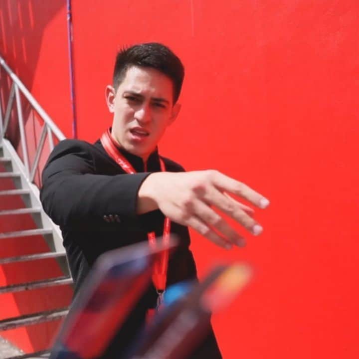 のインスタグラム：「We're now throwin' away a BIG contest!  Head over to our IG stories to know how to break it down the swagger way!」