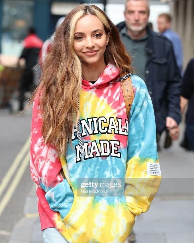 のインスタグラム：「I wonder if she is real? 😍❤」