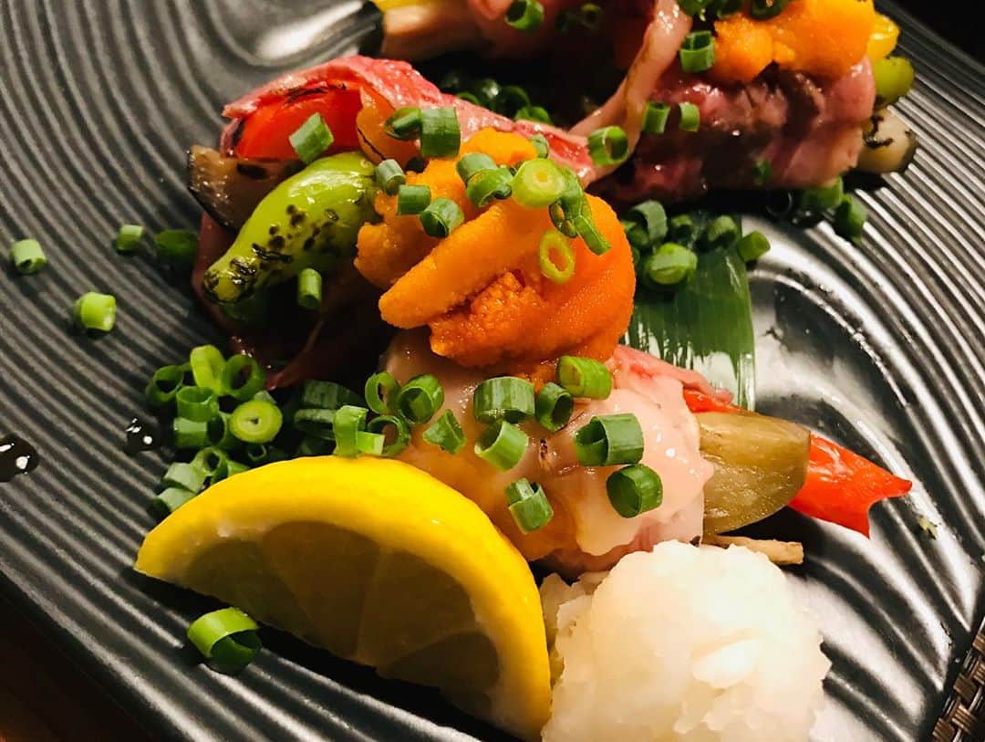 小澤亮太さんのインスタグラム写真 - (小澤亮太Instagram)「ウニ料理の研究 . . ウニづくしの店！！ . .  友達が料理してるから混ざりました。 . . 俺はウニ料理を美味しく頂きました . . 朝からウニと向き合って頑張ってました。 . . 何かを突き詰めるって良いな . . 近々ですが6月15日にニッショーホールでDVD&Blu-ray発売記念 「スーパー戦隊最強バトル！！　ディレクターズカット版」上映イベントやります！ . . 未公開シーンがあったりするみたいなので僕も楽しみです（＾◇＾） . . 是非みんなで楽しみましょう！ . . #ウニ #スーパー戦隊 #スーパー戦隊最強バトル #イベント #ニッショーホール #日本消防会館」6月13日 21時54分 - ozawa_ryota