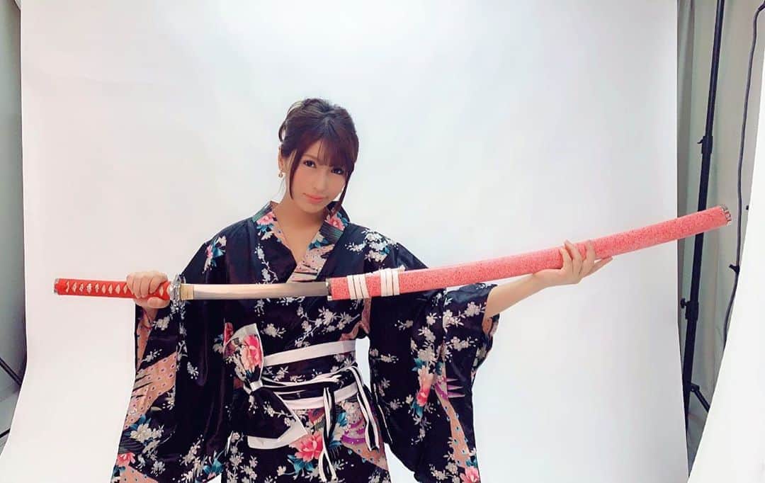 星野ナミのインスタグラム：「DMMオンラインゲームの撮影でした！ 楽しみにしてて下さい⚔❤️」