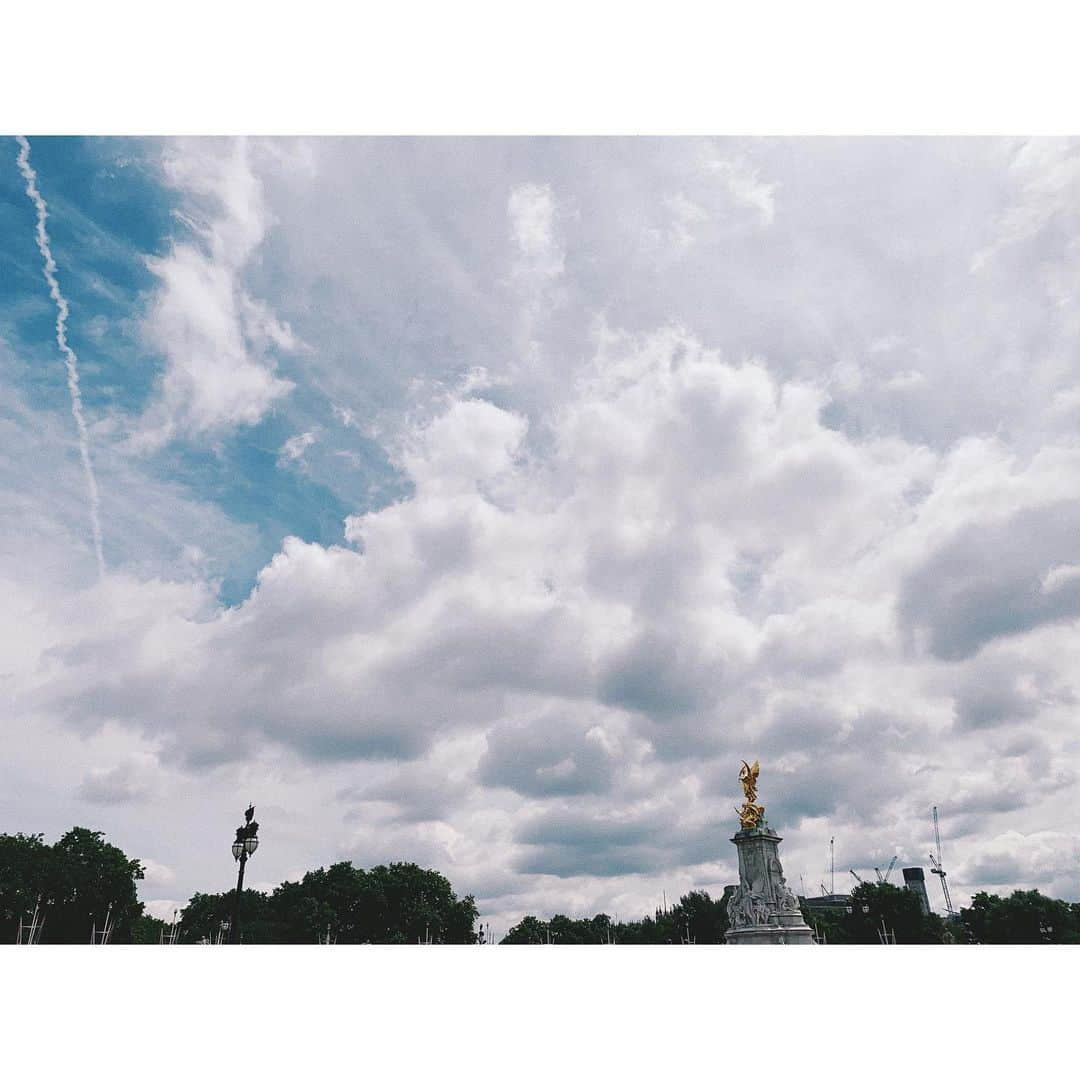 紗栄子さんのインスタグラム写真 - (紗栄子Instagram)「みんなでロンドンの名所へお出かけ🇬🇧💂🏻‍♀️✨ #london」6月13日 22時07分 - saekoofficial