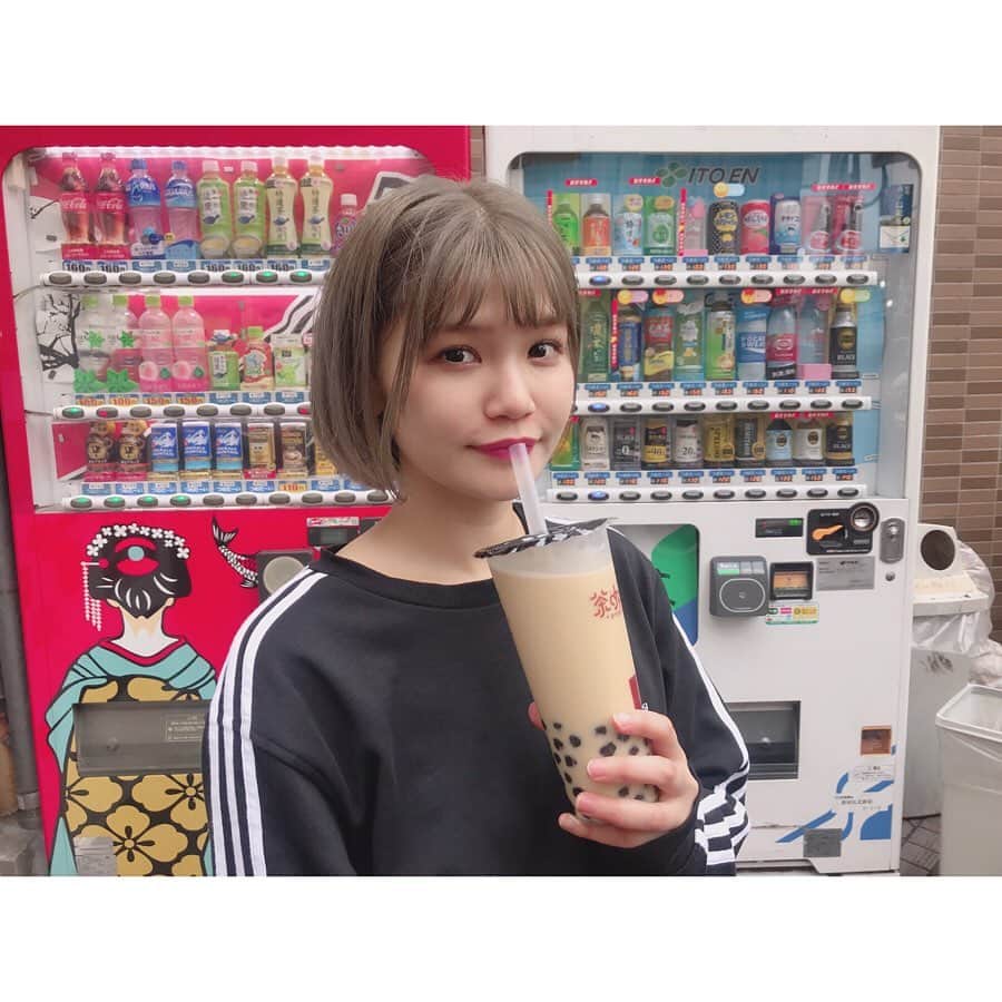 桜井りおなさんのインスタグラム写真 - (桜井りおなInstagram)「この先何年たってもずっとすきだなㅤㅤㅤㅤ ㅤㅤㅤㅤ ㅤㅤㅤㅤ #タピオカ #茶加匠 #ウーロンミルクティー #大久保 #instafood #桜井りおな」6月13日 22時17分 - tcc_riona