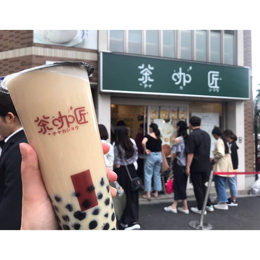 桜井りおなさんのインスタグラム写真 - (桜井りおなInstagram)「この先何年たってもずっとすきだなㅤㅤㅤㅤ ㅤㅤㅤㅤ ㅤㅤㅤㅤ #タピオカ #茶加匠 #ウーロンミルクティー #大久保 #instafood #桜井りおな」6月13日 22時17分 - tcc_riona