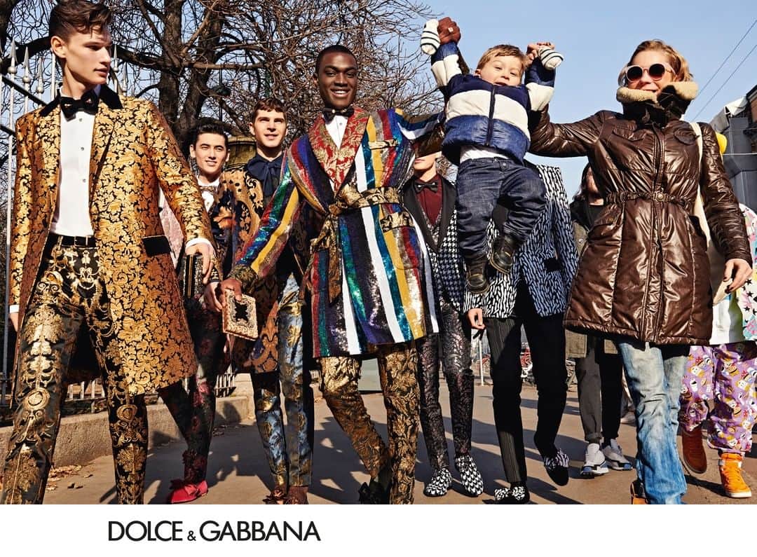 ドルチェ&ガッバーナさんのインスタグラム写真 - (ドルチェ&ガッバーナInstagram)「The new Dolce&Gabbana Fall Winter 2019-20 Men's Advertising Campaign, shot in Milan by Branislav Simoncik.  #DGCampaign #DGFW20 #DGELEGANZA #DGMen」6月13日 22時31分 - dolcegabbana