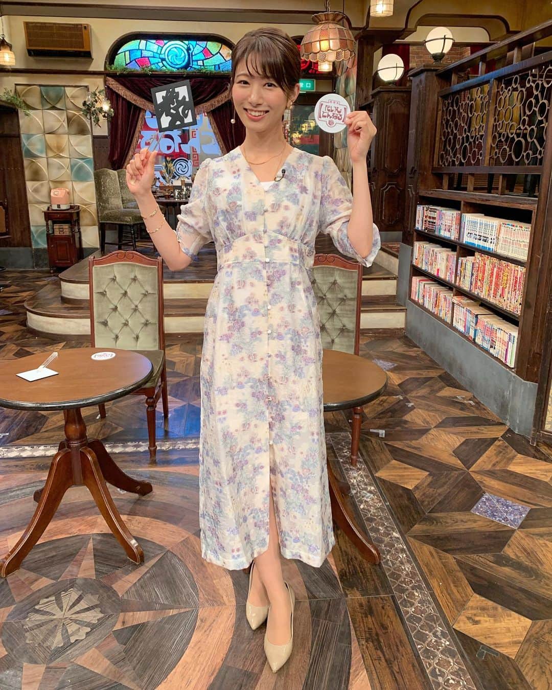 海老原優香さんのインスタグラム写真 - (海老原優香Instagram)「たまにはパンツスーツ以外の衣装です👠 刺繍が可愛いワンピースでした😍  #たいむとんねる #衣装シリーズ #👗」6月13日 22時37分 - ebioffi