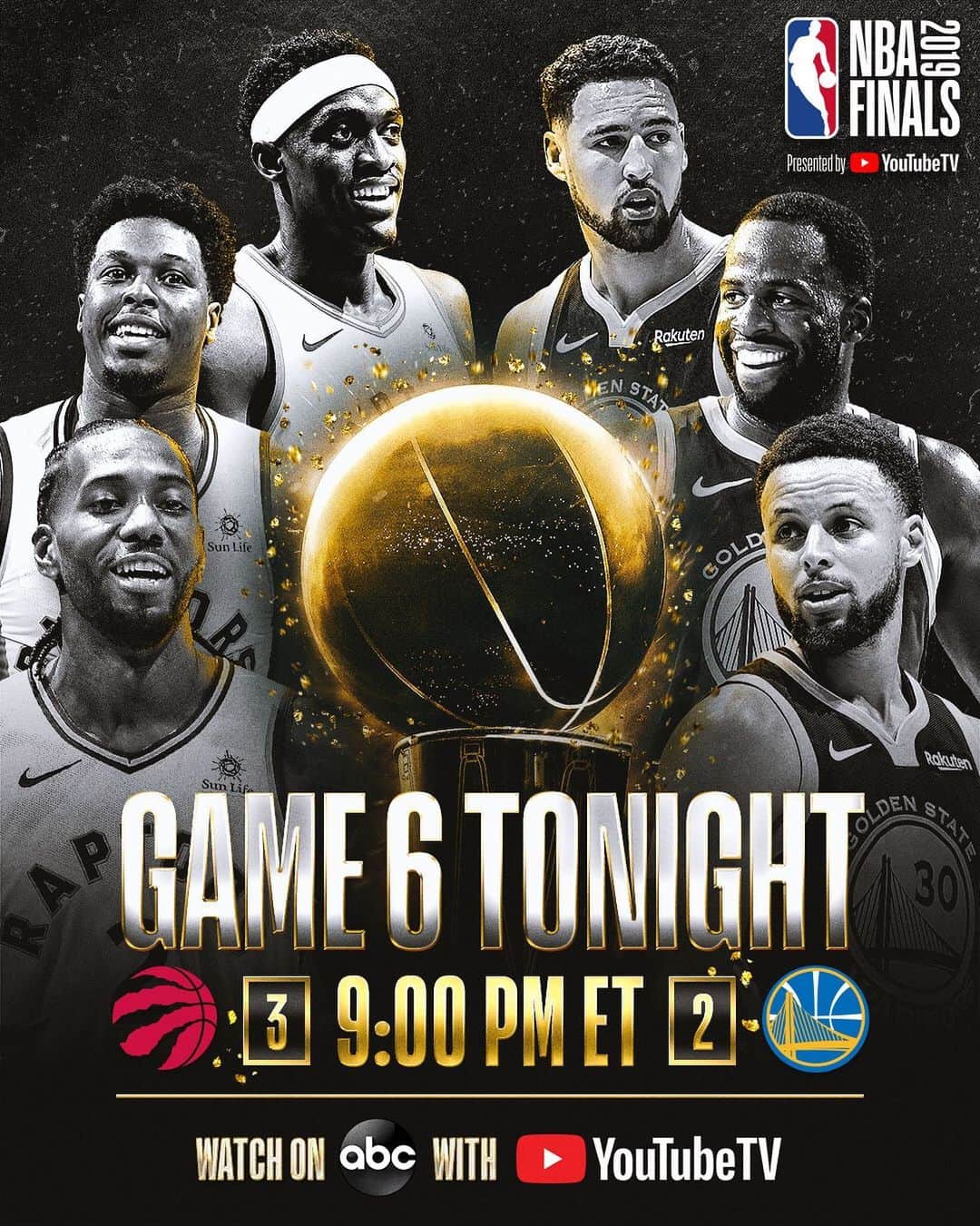 NBAさんのインスタグラム写真 - (NBAInstagram)「In the final game at Oracle Arena.... the @raptors look to secure the title... while the @warriors look to force a GAME 7... Game 6 of the #NBAFinals presented by @youtube TV: 9:00pm/et on ABC & TSN!」6月13日 23時01分 - nba