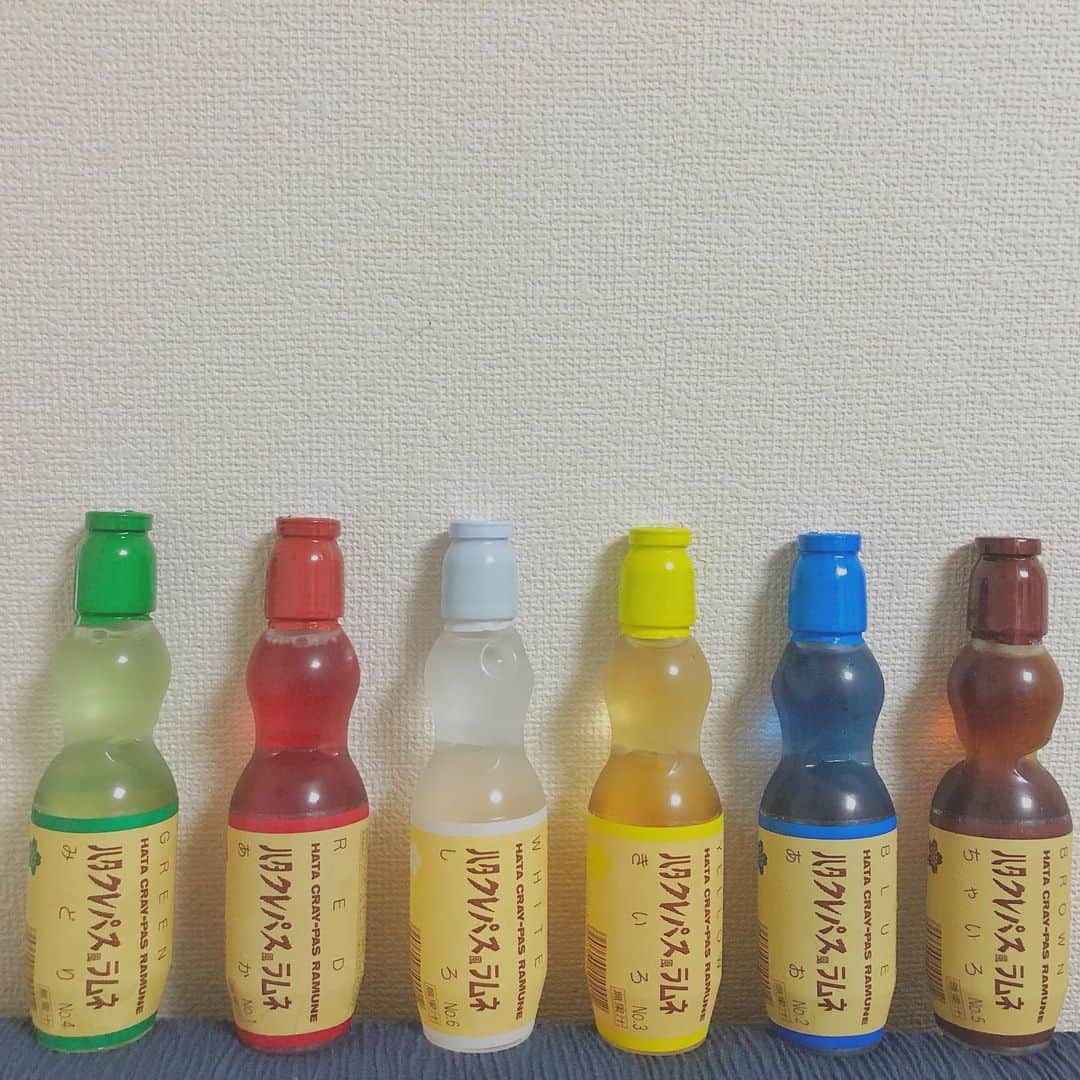 西川怜さんのインスタグラム写真 - (西川怜Instagram)「💜❤💙💚 · · · 夏はラムネが飲みたくなるね しゅわしゅわ～✩ﾟ｡⋆ · · #ラムネ #くれぱす #くれぱすらむね #クレパス風」6月13日 23時02分 - rei_nishikawa_1025