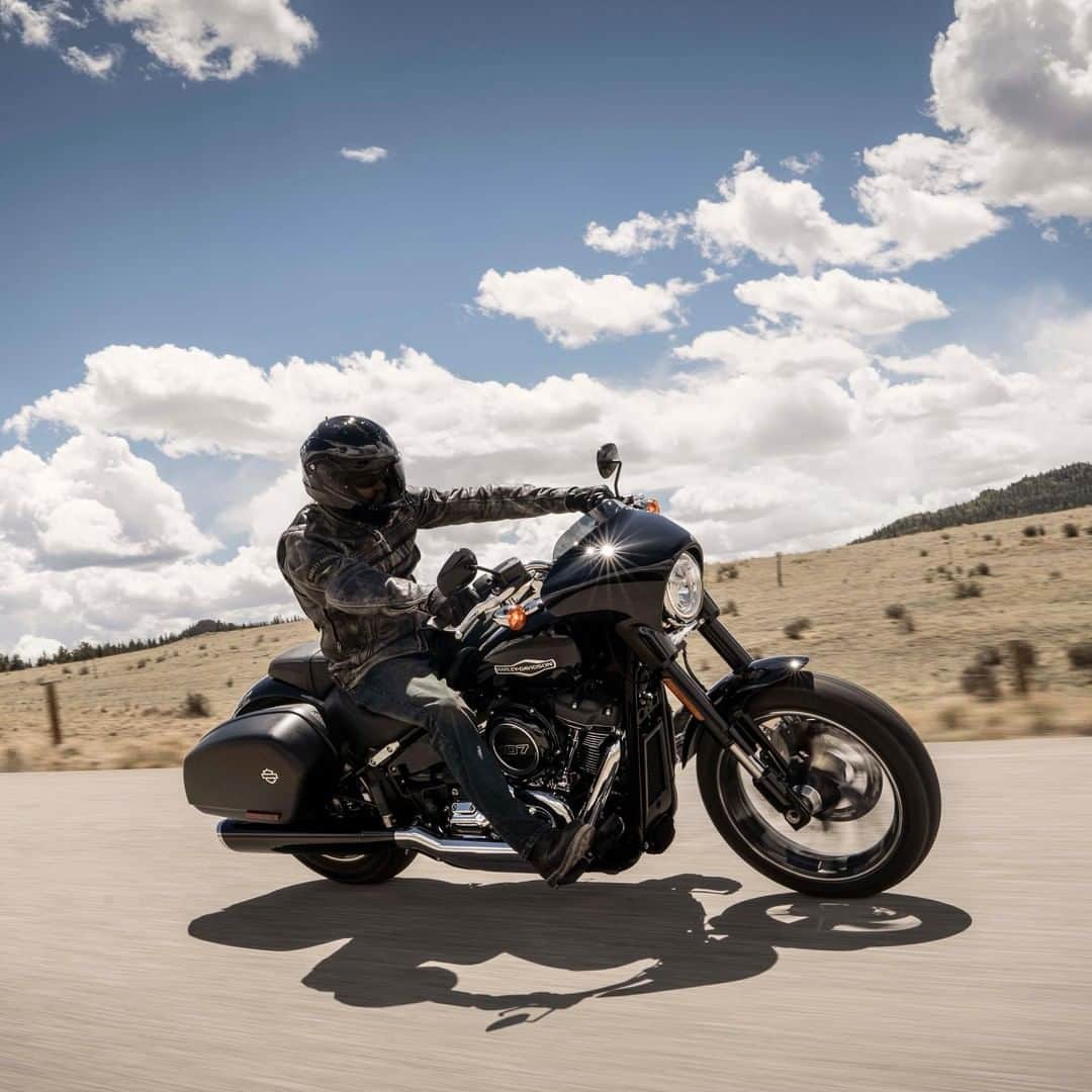 Harley-Davidsonさんのインスタグラム写真 - (Harley-DavidsonInstagram)「Plan your escape. ☀  #SportGlide #HarleyDavidson #FindYourFreedom」6月13日 23時00分 - harleydavidson