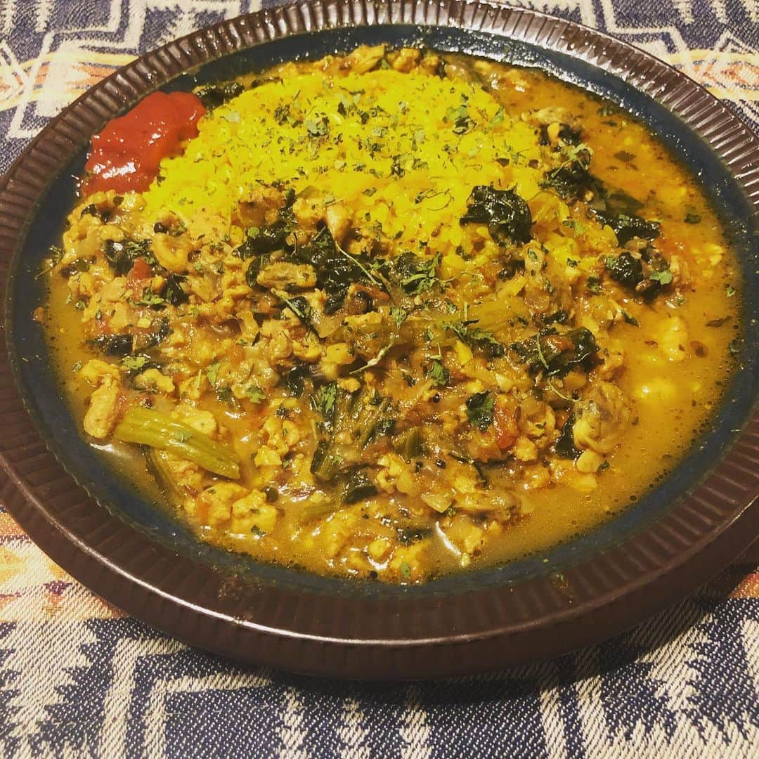 のインスタグラム：「アサリ鰹昆布トリプル出汁の粗挽き鶏キーマカレー  これはマイレシピ殿堂入り🤤」