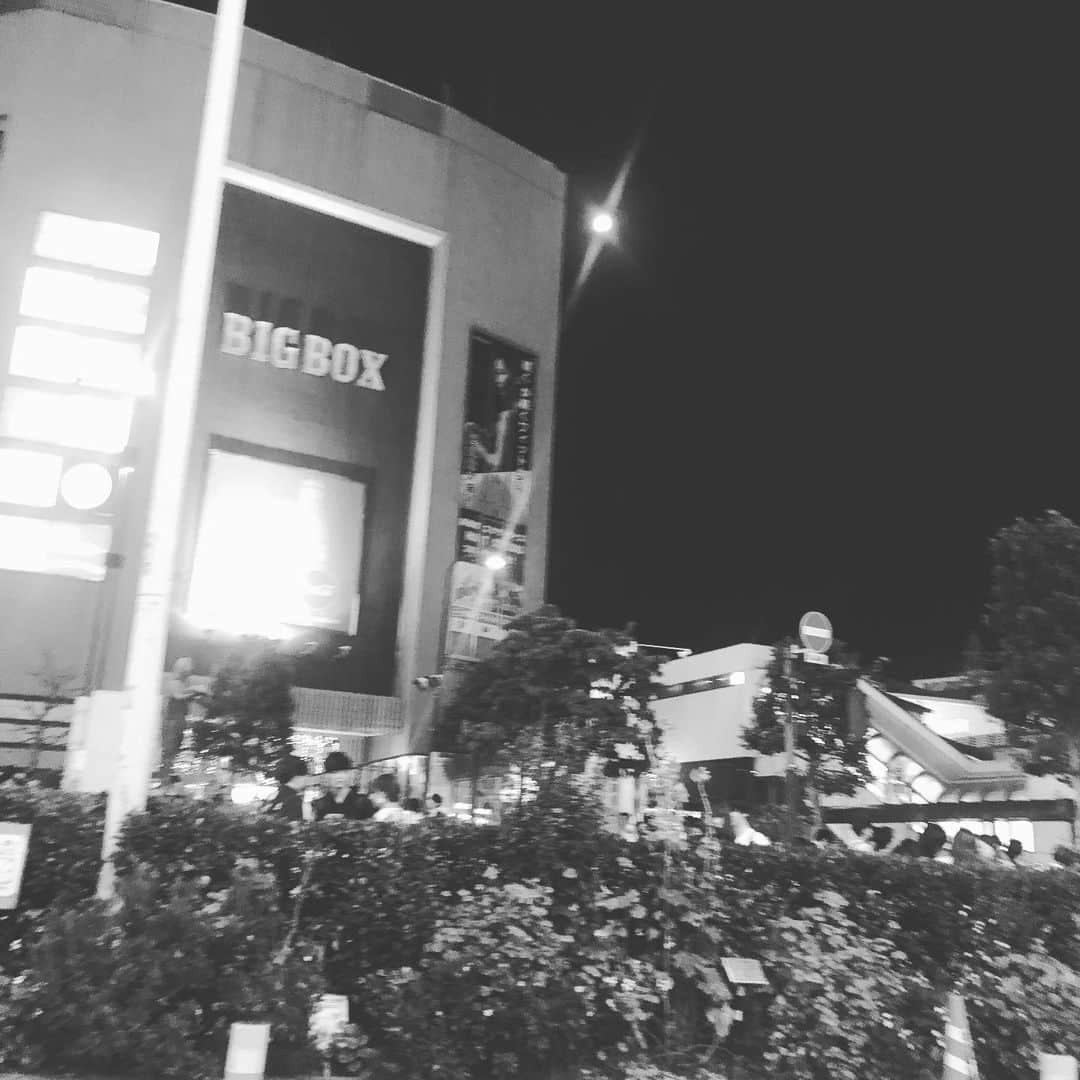 玉袋筋太郎さんのインスタグラム写真 - (玉袋筋太郎Instagram)「ポルノ噴水！」6月13日 23時23分 - sunatamaradon
