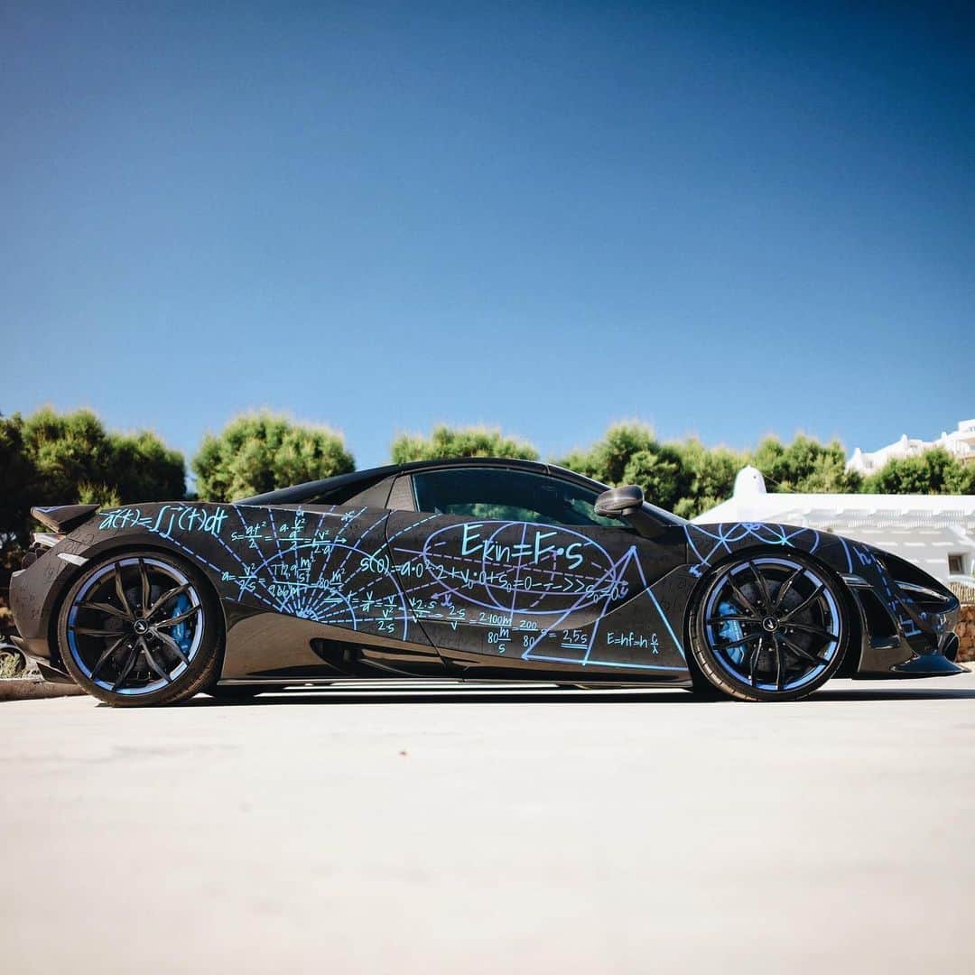 CARLiFESTYLEさんのインスタグラム写真 - (CARLiFESTYLEInstagram)「@jcartu’s 720s wrapped up for Gumball3000 #carlifestyle」6月14日 10時16分 - carlifestyle