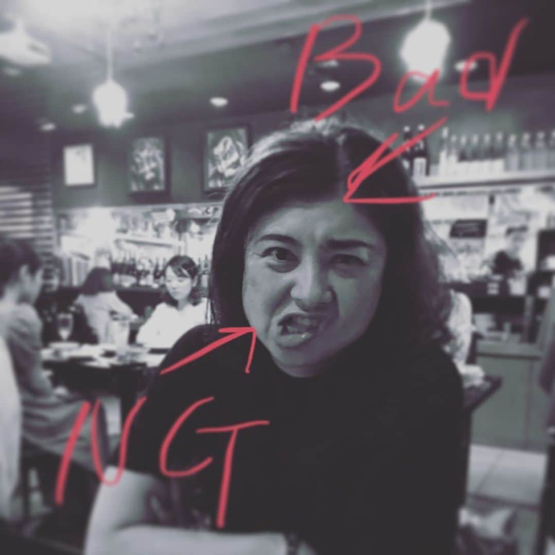 間々田佳子のインスタグラム：「普段の ちょっとした表情のクセが その人の顔を作る みんな〜✨ 気をつけてね❣️ #間々田佳子 #表情筋研究家  #表情筋トレーニング」