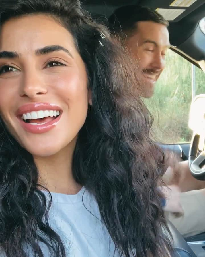 Sazan Hendrixのインスタグラム