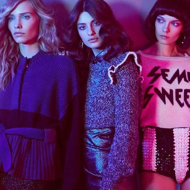 のインスタグラム：「#tbt to when @dianasilverss starred in our Fall 2017 Wilder Things campaign. We're so happy for all her success with #ma and #booksmart ! #wildfox #wildfoxknits #fashion #model #dianasilvers #congratulations」