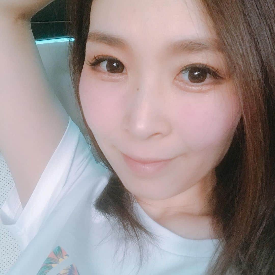 愛内里菜のインスタグラム：「今日はお昼12時から﻿ ポコチャ配信の予定です！！﻿ ﻿ 今日はミーティング場所から﻿ KOJIさんとさっちゃんと﻿ ３人で1時間ほどの配信にしようと﻿ 思っています‼️﻿ 今移動中🌈 ﻿ ぜひぜひお時間のある方﻿ 見に来てください😆🙌﻿ ﻿ 今日夜は 17イチナナ配信予定です！﻿ 23時以降になるかな〜﻿ 急遽変更になることもあるかもしれませんが﻿ ご了承くださいませ🙏﻿ ﻿ ﻿ さてさて！間近になってきましたが！﻿ ﻿ 6/18(火)@新宿「zirco tokyo」﻿ でのゲストライブ出演。﻿ ﻿ 私の出演時間は20時半頃！﻿ 最後の出演者ラインナップにも出させていただきます🌟﻿ ﻿ ﻿ ライブチケット申し込みは下記メルアドに﻿ 氏名﻿ 枚数﻿ 連絡先﻿ をお知らせください。﻿ ﻿ rockstarsltm@gmail.com﻿ ﻿ 開場：17:00﻿ 開演：18:00﻿ 前売 3,000円（+1D 600円）﻿ ﻿ 予約をしていただいた方には﻿ 88teesのステッカーをプレゼント🌈﻿ ﻿ ﻿ #生配信 #配信開始 ﻿﻿ #ポコチャ #Rポコチャ﻿ #愛内里菜 改め #R として #歌手 再始動﻿﻿﻿﻿﻿﻿ #垣内りか #垣内倶楽部 ﻿﻿﻿﻿﻿﻿ #新曲 #邦ロック#ミュージック#音楽の力﻿﻿﻿﻿﻿﻿﻿ #音楽﻿﻿﻿ #ライブ #ライブイベント﻿﻿﻿﻿﻿ #kojinw8﻿﻿﻿ #brashbeat kojiさん﻿﻿﻿﻿ #brighnation﻿﻿ #sachiart04﻿﻿ #山口PON昌人 さん﻿﻿﻿﻿﻿ #諸橋あず さん﻿﻿﻿﻿ #ロックイベント﻿﻿﻿﻿﻿」