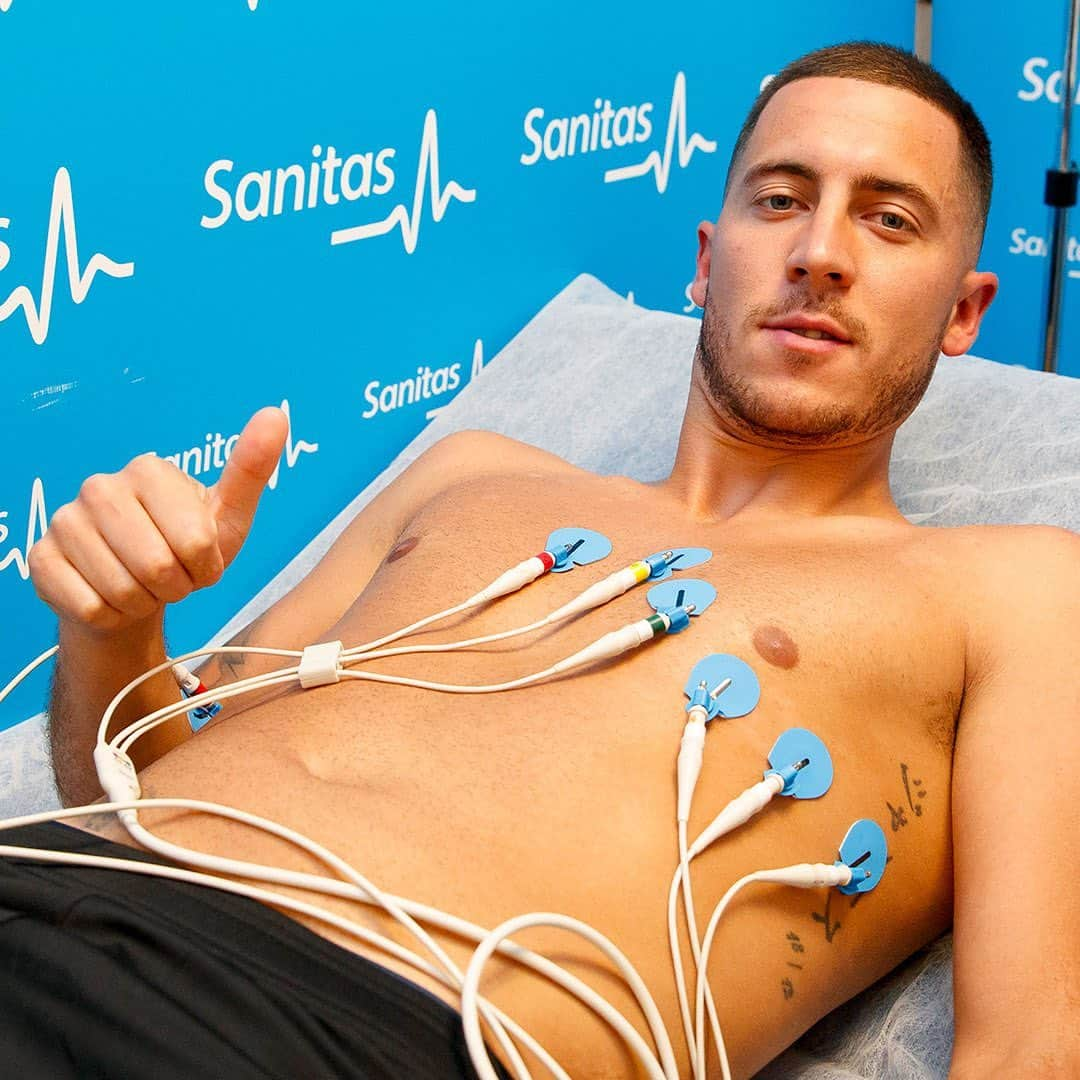 レアル・マドリードさんのインスタグラム写真 - (レアル・マドリードInstagram)「👍 @HazardEden_10 underwent his medical at the @sanitas La Moraleja University Hospital. - @HazardEden_10 pasó su reconocimiento médico en el Hospital Universitario @sanitas La Moraleja. #WelcomeHazard | #HalaMadrid | #ImpulsoSanitas」6月14日 1時48分 - realmadrid