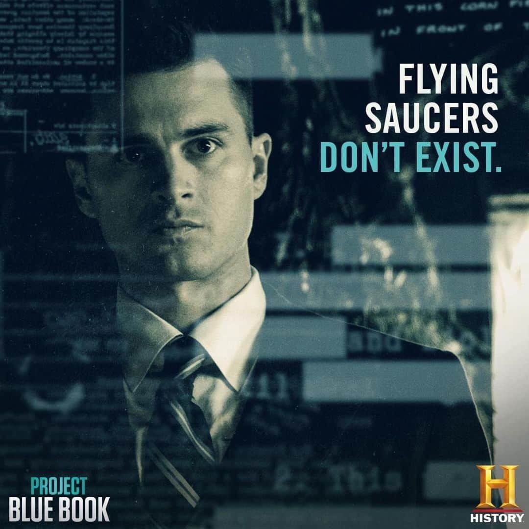 マイケル・マラーキーのインスタグラム：「#TBT to when @mkmalarkey was a skeptic. Just imagine how much Capt. Quinn will uncover in Season 2 of #ProjectBlueBook. ・・・ #Repost @historybluebook」
