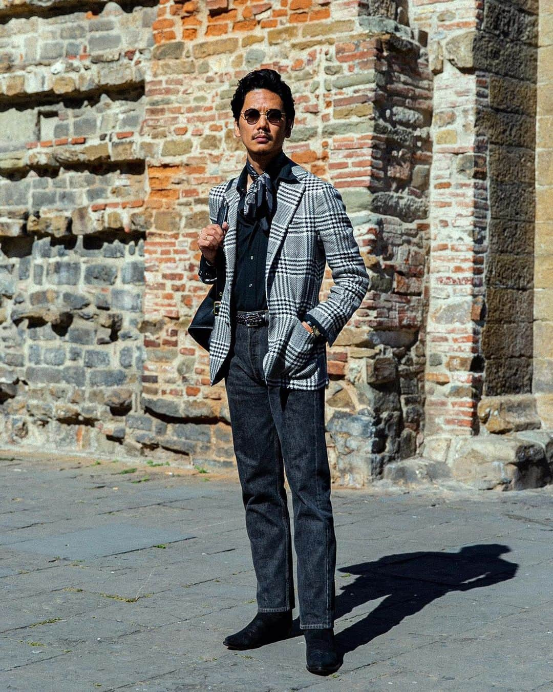 Shuhei Nishiguchiさんのインスタグラム写真 - (Shuhei NishiguchiInstagram)「"Pitti Uomo96 Day-3" ・ ・ Ph. @80percent_photos ・ ・ #beamsf #brillaperilgusto #pittiuomo #pittiimagine #pu96 #mensstyle #mensstreetstyle #dapper #dappermen #gentleman #vintagestyle #vintagewear #mensclothing」6月14日 1時55分 - shuhei_nishiguchi