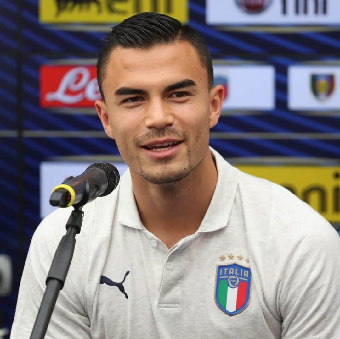 エミリオ・アウデロのインスタグラム：「🎙😁🇮🇹 #goalkeepers #euro2019 @azzurri」