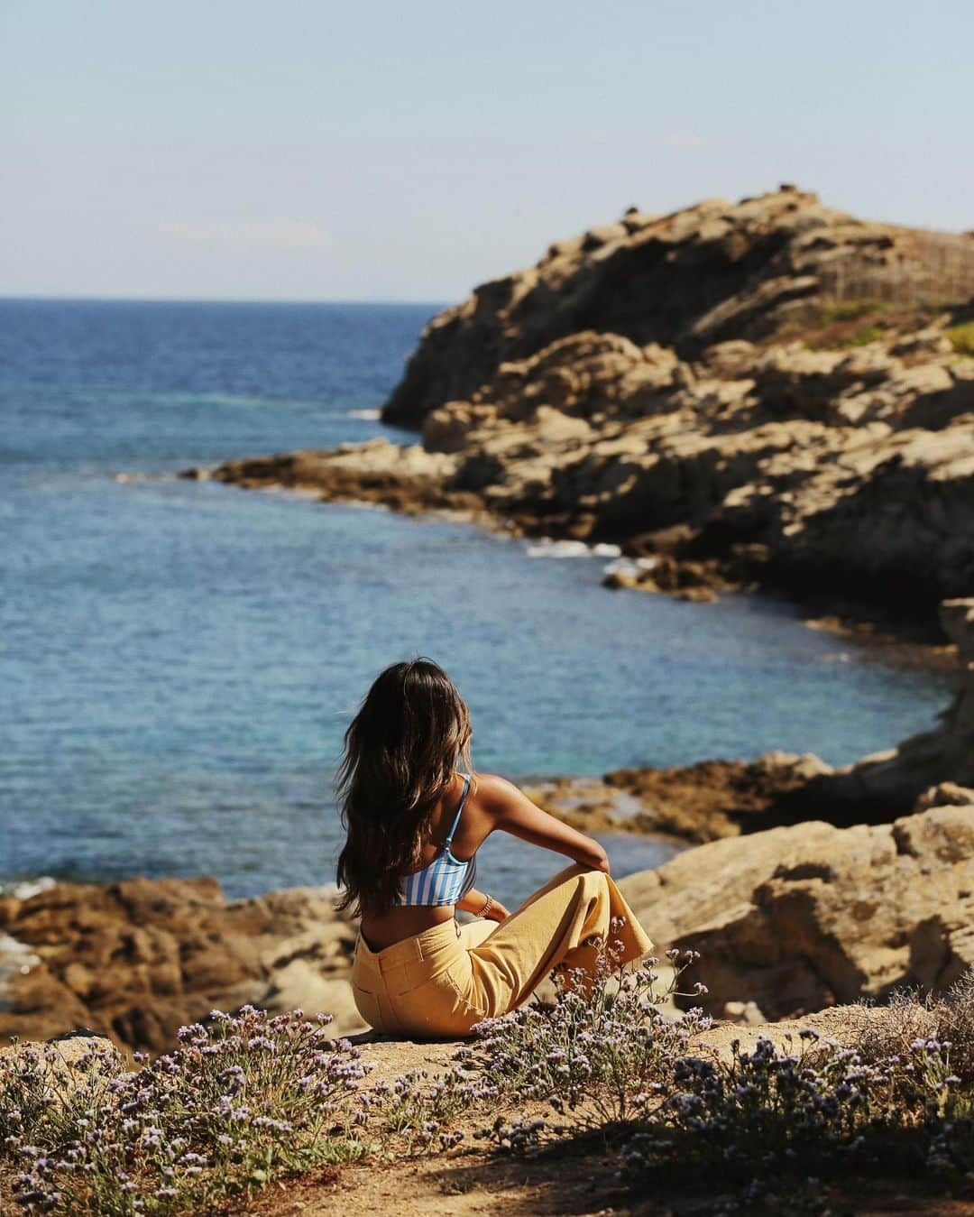 ジュリー・サリニャーナさんのインスタグラム写真 - (ジュリー・サリニャーナInstagram)「joy. 💙」6月14日 4時00分 - sincerelyjules