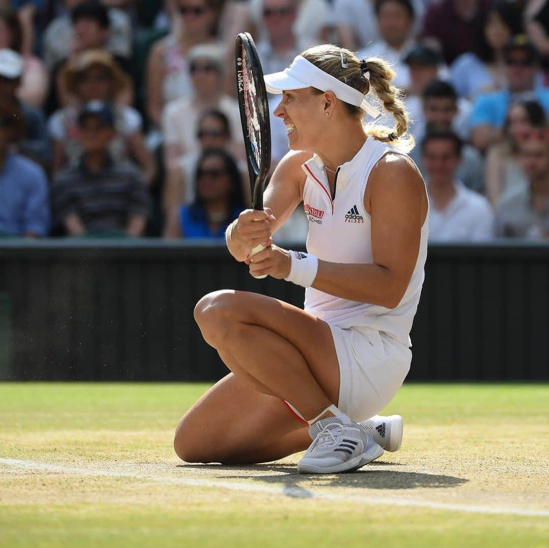 アンジェリーク・ケルバーさんのインスタグラム写真 - (アンジェリーク・ケルバーInstagram)「Entering the grass court season with good memories 🌱☺💚 #RoadToWimbledon」6月14日 5時02分 - angie.kerber