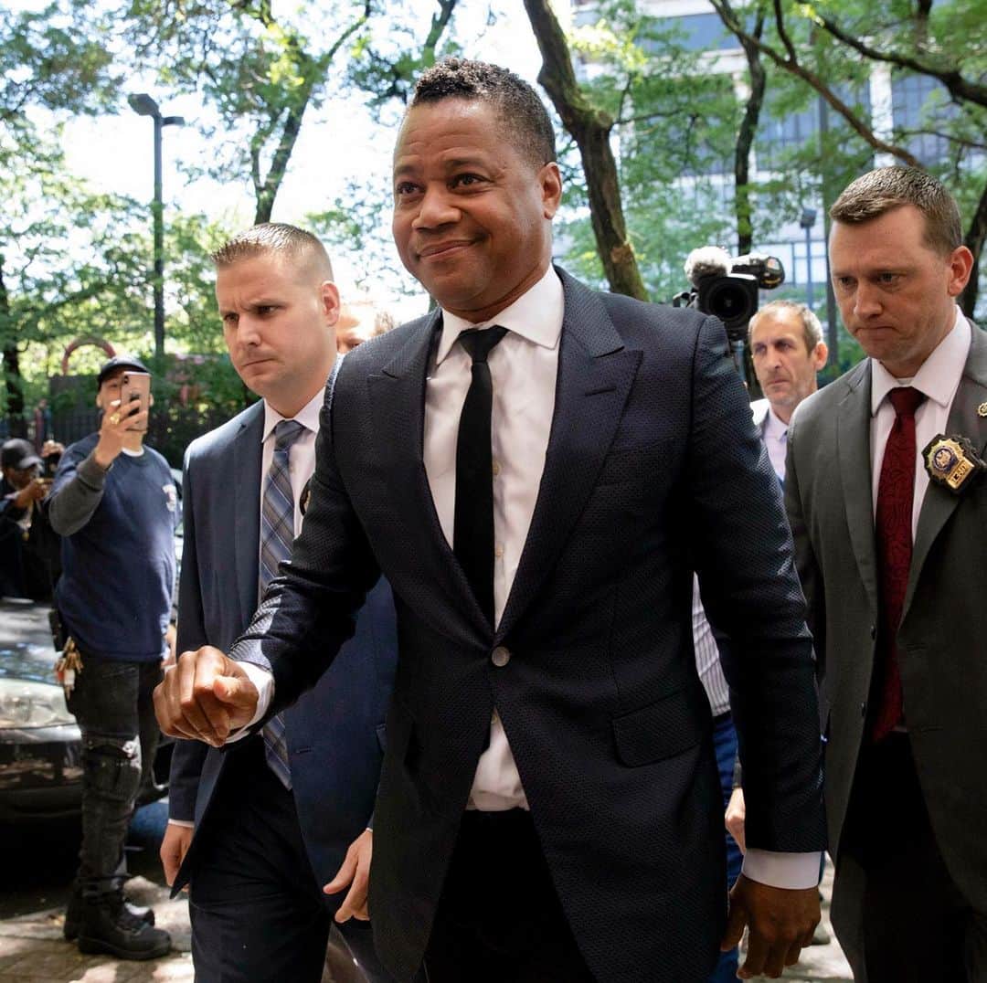 NBC Newsさんのインスタグラム写真 - (NBC NewsInstagram)「Cuba Gooding Jr. was charged with forcible touching as a second woman came forward accusing him of groping her more than 10 years ago. Click the link in our bio to read more. . 📷 Mark Lennihan / @apnews」6月14日 5時06分 - nbcnews