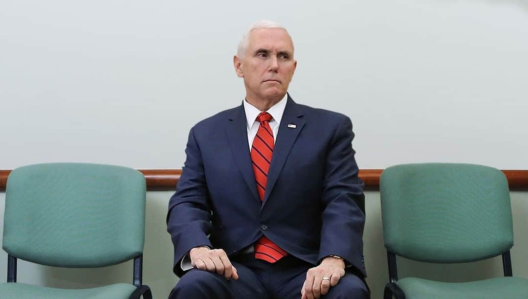 ジ・オニオンさんのインスタグラム写真 - (ジ・オニオンInstagram)「Pence Visits Conversion Therapist For Routine Gay-Preventative Checkup⠀ ⠀ Visit link in bio for full story.⠀」6月14日 6時01分 - theonion