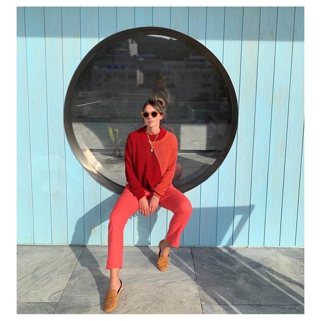 Schutzのインスタグラム：「Comfy and stylish moccasins. 😍😍😍」