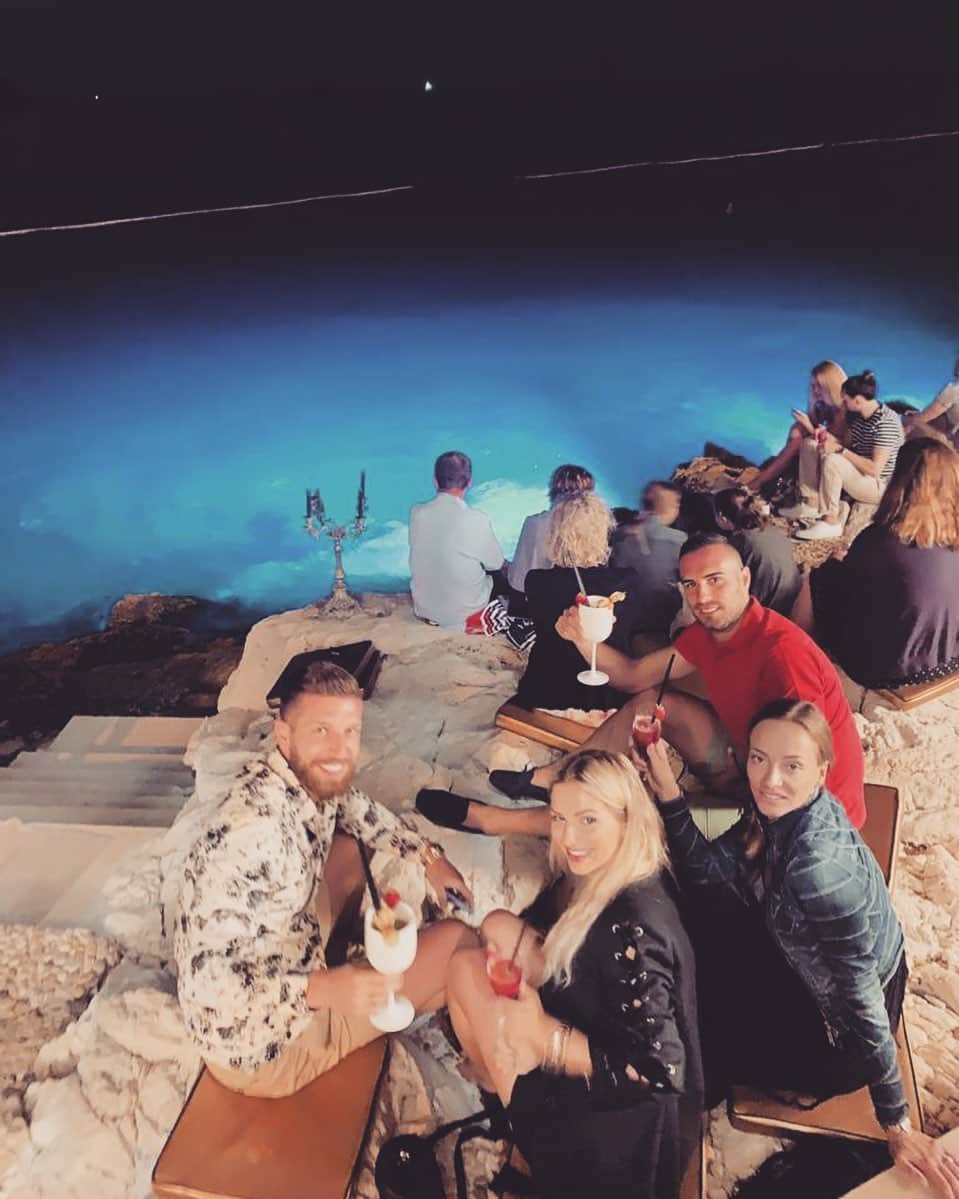 マティヤ・ナスタシッチのインスタグラム：「#summernights」