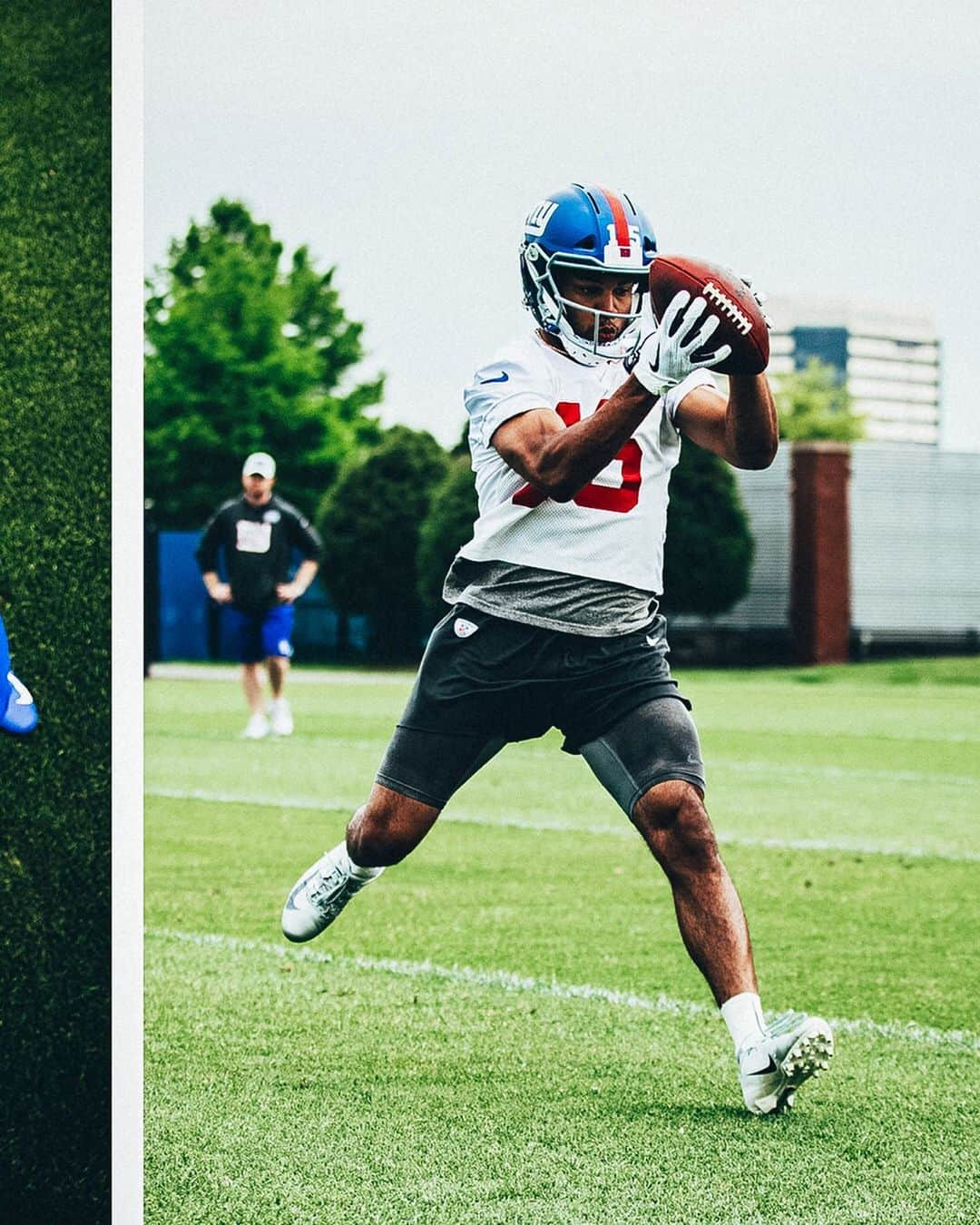 New York Giantsさんのインスタグラム写真 - (New York GiantsInstagram)「OTAs✔️ Minicamp✔️ Next: Training Camp」6月14日 6時32分 - nygiants