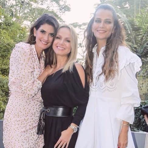 Eliana Michaelichin Bezerraのインスタグラム：「Aniversário da amiga linda @isabellafiorentino e a querida @fernandamottaoficial. Todos os vivas e saúde.」
