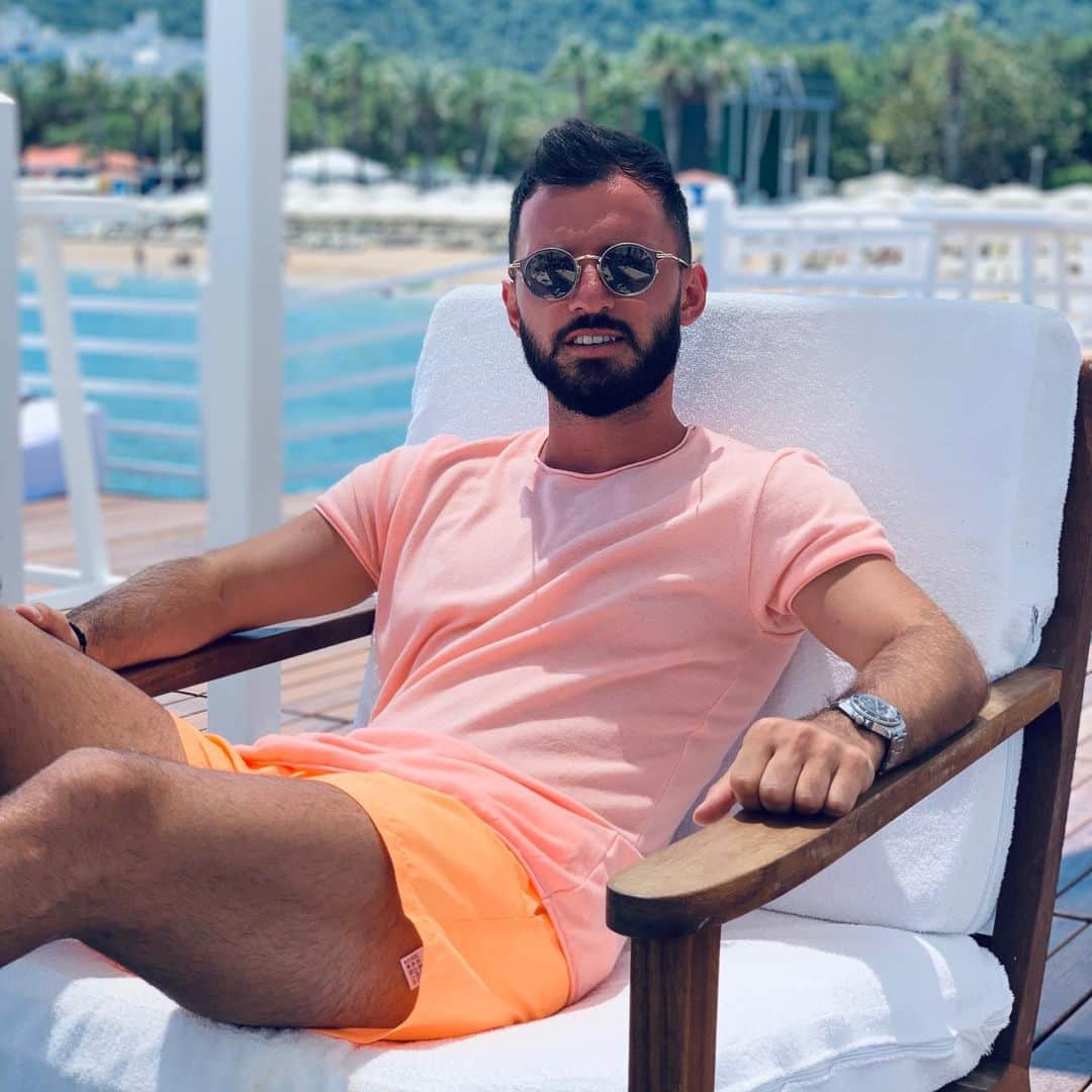 のインスタグラム：「☀️」