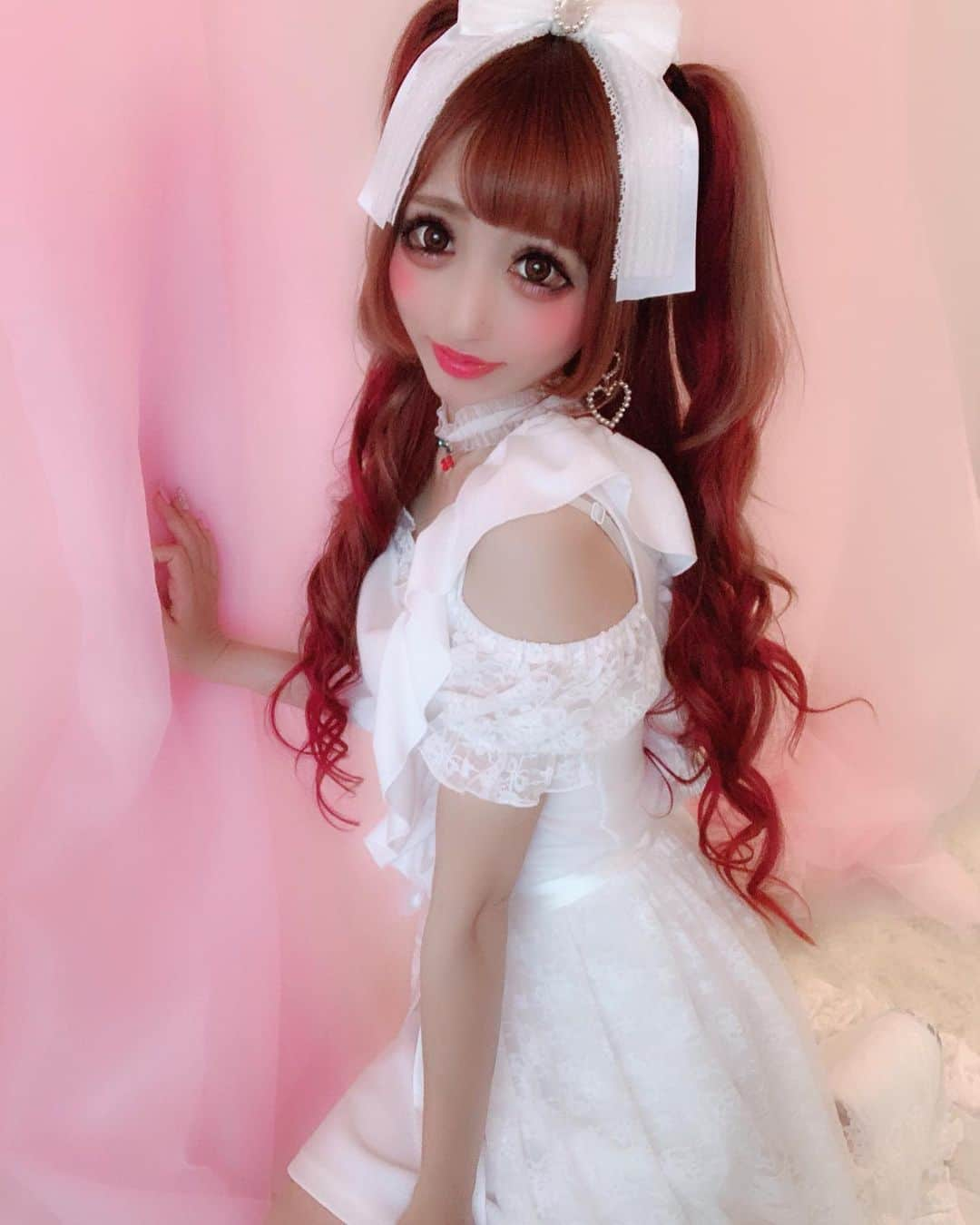 桜咲姫奈さんのインスタグラム写真 - (桜咲姫奈Instagram)「🎀メイドマキシわんぴ🎀 White ¥9800(+Tax) ･ ･ #marscoordinate #お洒落さんと繋がりたい #お洒落好きな人と繋がりたい #お洒落好き#今日のコーデ #秋コーデ #マーズコーデ #プリメロ #楽チンコーデ #プチプラコーデ #リンクコーデ #みんなで作るコーデ集 #自分磨き#109#Tokyo style#kawaii#fashionista #好きな物着たい」6月14日 19時43分 - himena_ousaki