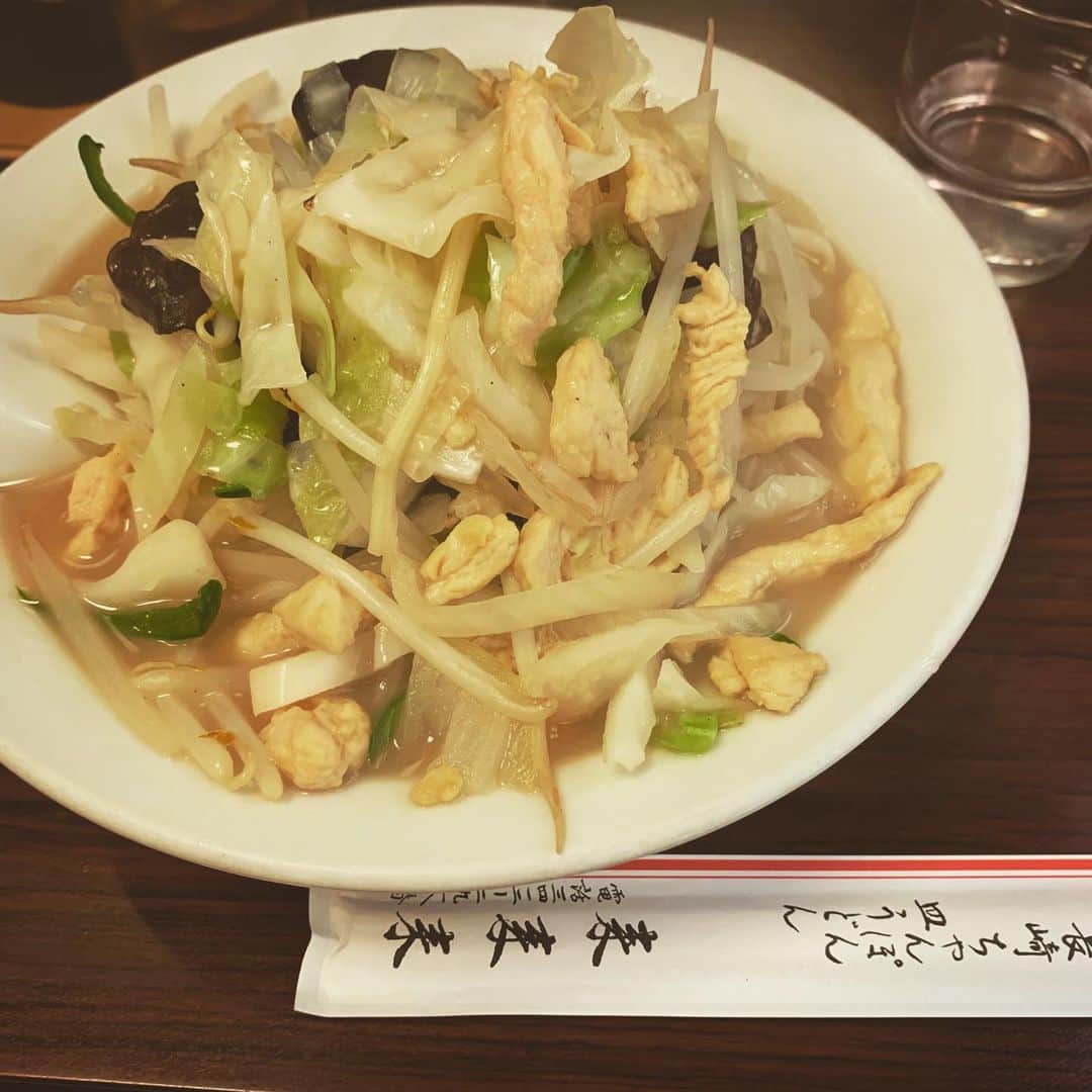 竹井亮介さんのインスタグラム写真 - (竹井亮介Instagram)「せっかく三軒茶屋に来たので、久しぶりの来来来。 ホッとする味。 スープをお持ち帰りしたくなるほど、美味しかったです！ #ラーメン #ちゃんぽん #ごちそうさまでした」6月14日 18時44分 - takeiryosuke