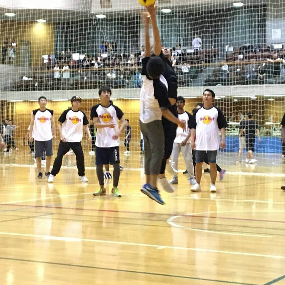 東京観光専門学校さんのインスタグラム写真 - (東京観光専門学校Instagram)「今日のホテル学科1年生は球技大会😄  詳細は…  エアラインサービス学科がアップしてくれた投稿を見てください(笑)  #ホテル #東京観光専門学校 #ホテル専門学校  #ホテル好きな人と繋がりたい」6月14日 18時58分 - tokan_1967