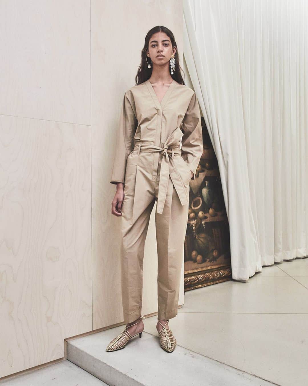 Fashion Headlineのインスタグラム：「3.1 フィリップ リム（ @31philliplim ）のポップアップが伊勢丹新宿店本館3階=ウエストパーク/プロモーションにて、6月19日から27日の期間で開催!  今すぐ着たい夏のレディ・トゥ・ウエア、シューズ、アクセサリーに加え、2019年プレフォールコレクションの先行販売も。  この夏を鮮やかに彩ってくれること間違いなしのモードでリアルなワードローブを見つけに、ぜひ、ポップアップへ足を運んでみて。  なお、期間中は、伊勢丹オンラインストアでも同商品を展開。  イベント情報 3.1 PHILLIP LIM PRE-FALL 2019 ISETAN POP-UP  会期：6月19日〜6月27日 会場：伊勢丹新宿店本館3階=ウエストパーク/プロモーション 住所：東京都新宿区新宿3-14-1 . -------------------------------------- . .  #31philliplim #31フィリップリム #31PreFall2019. #31Tribe  #三越伊勢丹 #伊勢丹新宿店 #ワードローブ #ポップアップ」