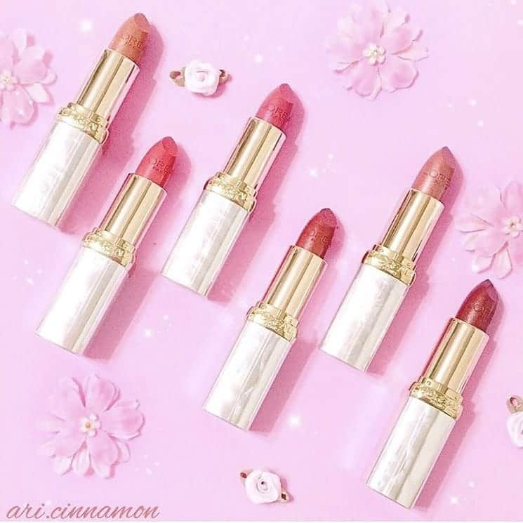 fasme.mediaさんのインスタグラム写真 - (fasme.mediaInstagram)「《My Lips Collection ♡》 . デパコスリップはもちろん、プチプラリップも優秀なものが多いですよね♪ これから夏に向けて新たなリップを新調する方も多いはず！ 持っているだけで女子力が上がる♡モチベーションがあがる♡LIPは、女の子にそんな魔法をかけてくれるアイテム...♡ . ＊あなたのお気に入りの”カワイイ”写真を#fasme のハッシュタグか、fasmeのアカウントをタグ付けして投稿してね♡fasmeのinstagramやwebサイトであなたの画像が紹介されるかも...♡＊ . . thank you♡photo...@m.g.a_8739 @hiipiink @yu_ri___1224 @_ari.cinnamon @anmi5326 @pon_chan2.5.2.5 . .  #fasme #fasmepic #cosmetics #置き画くら部#ピンク加工 #ピンク #可愛い #フォトジェニック#コスメ#ピンク好き#コスメ好きさんと繋がりたい#コスメマニア#ファスジェニ#インスタ映え#카페스타그램#mees#lips#リップ#お気に入りリップ#dior#ジルスチュアート#MAC#セザンヌ#置き画くら部#置き画#リップ好き#夏リップ#2019リップ#女子力向上委員会」6月14日 19時15分 - fasme.media