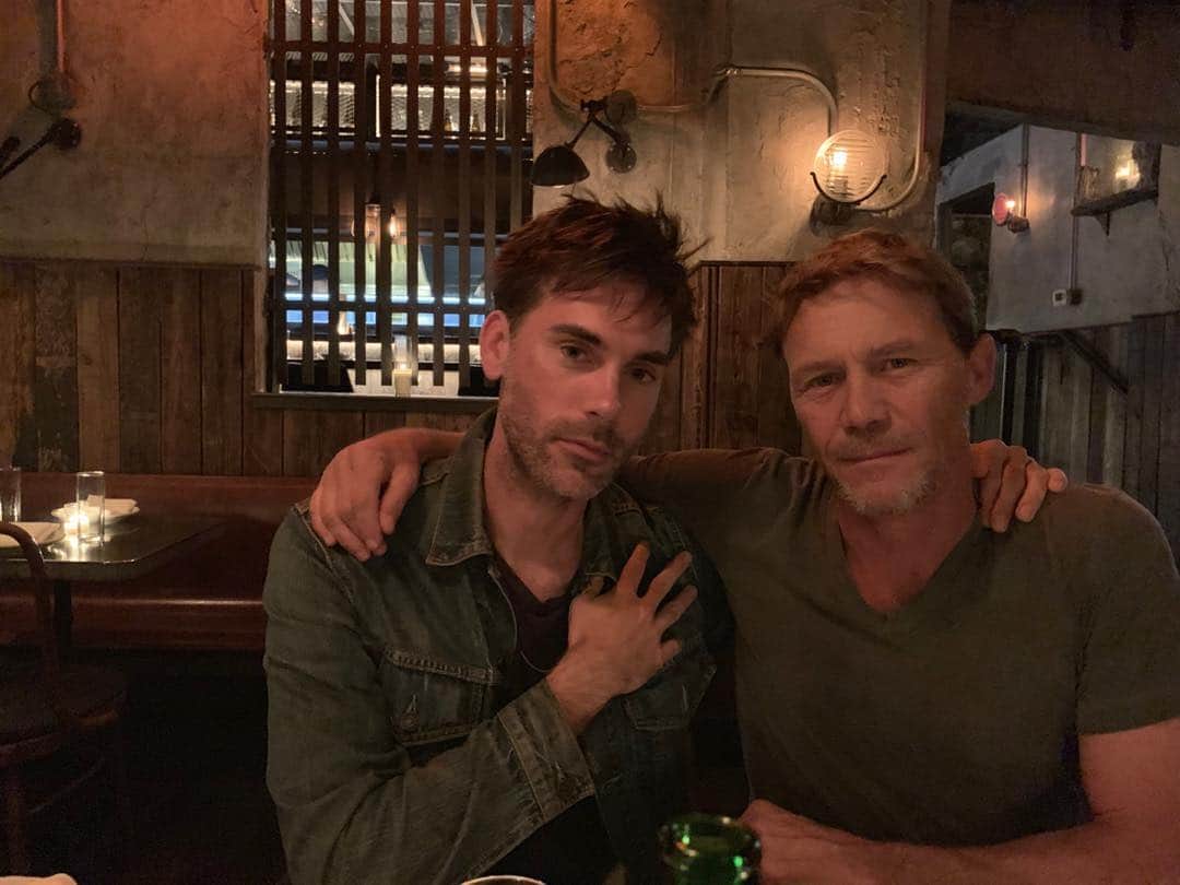 ホリー・マリー・コームズのインスタグラム：「Father’s Day already.」