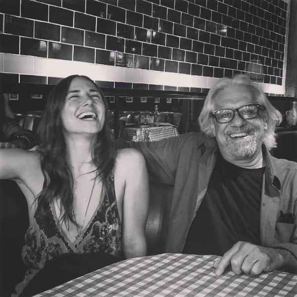 ブリアナ・エヴィガンのインスタグラム：「I love this man Louis F. Sotto... thanks for always making me laugh when life takes over. It was such an honor to work with a man of such great artistic influence. He sure set the bar high for every film to come, I will say that. I hope you can all be patient because it will probably be a year before you see the film. As much as Indie films are often a disaster while shooting, with close to no sleep, your body and mind being pulled in every direction. This one hands down, was worth it all. Thank you for making it for us so we could be a sliver of your story. The world needs more stories like this. ❤️ #justbelowsunset #JBS #kindeyes」